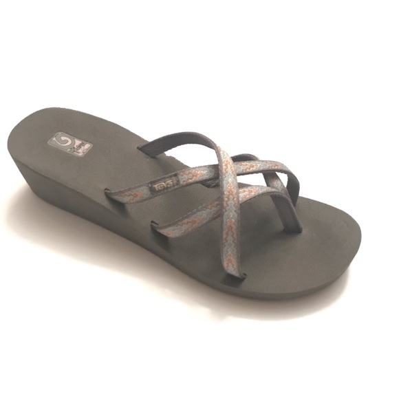 teva mush 11 flip flops